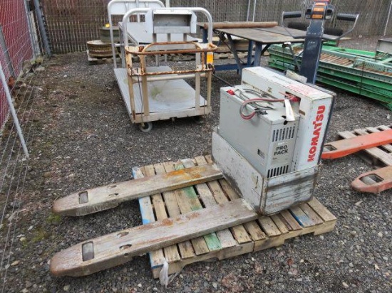 KOMATSU MWL22 ELECTRIC PALLET JACK