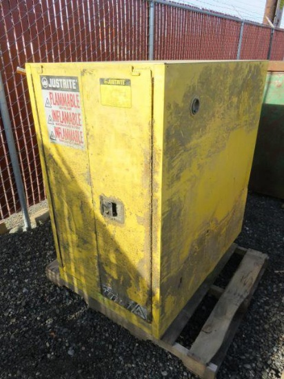 JUSTRITE FLAMABLE STORAGE CABINET