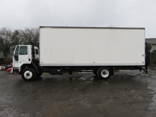 ***PULLED - NO TITLE*** 2002 STERLING SC8000 COE 26' BOX TRUCK