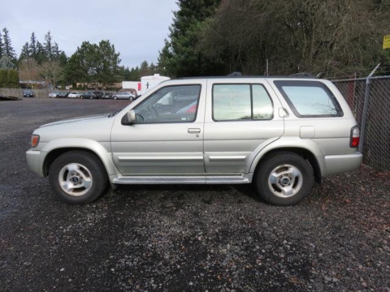 1998 INFINITI QX4