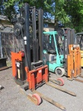 RAYMOND 20R30TT STAND UP ELECTRIC FORKLIFT