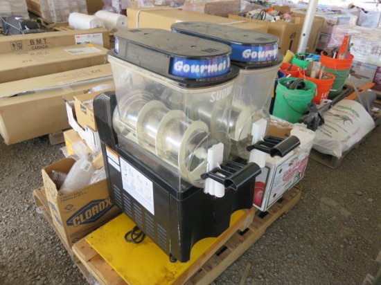 PALLET W/(1) BUNN 3400 ULTRA 2 DOUBLE 3 GALLON POUR OVER SLUSHY/GRANITA