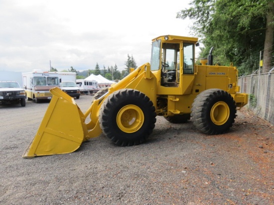 JOHN DEERE WHEEL LOADER