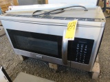 FRIGIDAIRE GALLERY 1000W UNDER CABINET MICROWAVE