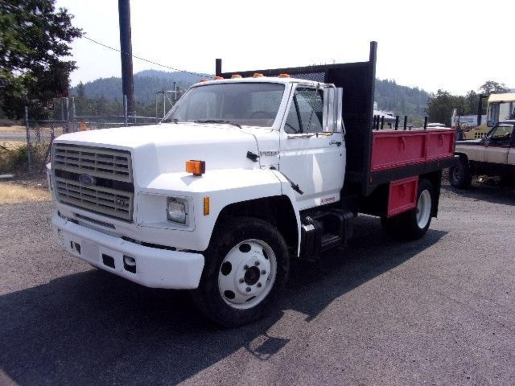 19 Ford F600 Flatbed Utility Truck Commercial Trucks Hauling Transport Trucks Flatbed Trucks Online Auctions Proxibid
