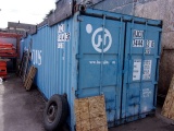 40' SHIPPING CONTAINER