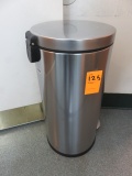 STAINLESS STEEL TRASH CAN