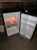 MAGIC CHEF MINI FRIDGE