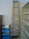 KELLER 8' FIBERGLASS STEP LADDER