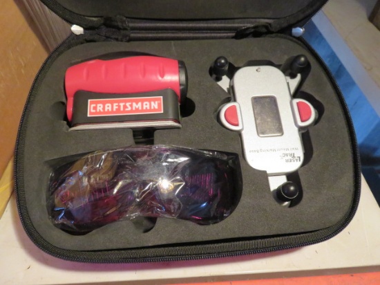 CARFTSMAN 4 IN 1 LEVEL W/LASER TRAC IN CASE