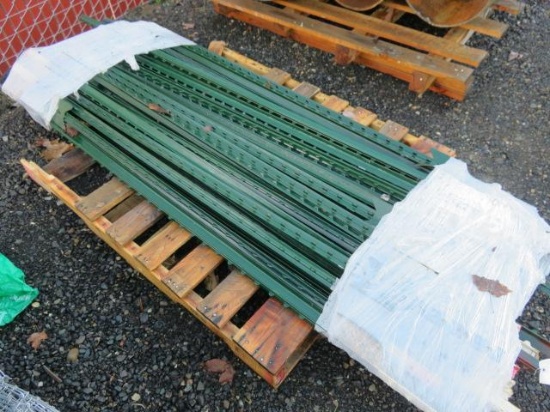 PALLET OF APPROXIMATELY (50) T-POSTS