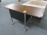 PORTABLE WORK TABLE