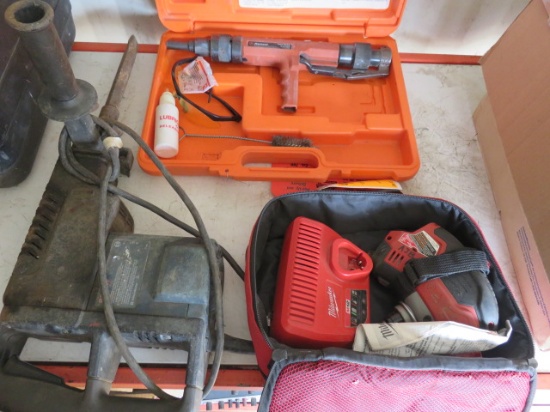 MILWAUKEE PALM NAILER W/CHARGER (NO BATTERIES), VIPER MODLE RAMSET, BOSCH 1