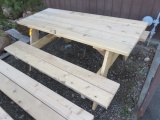 CEDAR PICNIC TABLE 72'' X 58''