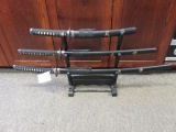 TOMAHAWK 3 SWORD SET W/ DISPLAY RACK