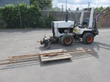 BOBCAT T136 TRENCHER