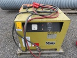 YALE INDUSTRIAL BATTERY CHARGER