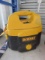 DEWALT 2 GALLON ELECTRIC VACUUM