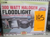 THE DESIGNERS EDGE 300W HALOGEN FLOOD LIGHT