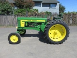 JOHN DEERE 520 TRACTOR