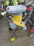 CHICAGO ELECTRIC 2 1/2 HP CHIPPER/SHEDDER