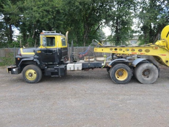 ***PULLED - NO TITLE*** 1992 MACK DM688S TRACTOR