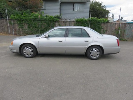 2005 CADILLAC DEVILLE