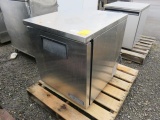 TRUE TUC-27 STAINLESS STEEL UNDER COUNTER COMMERCIAL REFRIGERATION UNIT