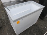 KELVINATOR B9S4 COMMERCIAL REACH-IN DISPLAY FREEZER