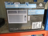 GE 8,000 BTU/HR ROOM AIR CONDITIONER