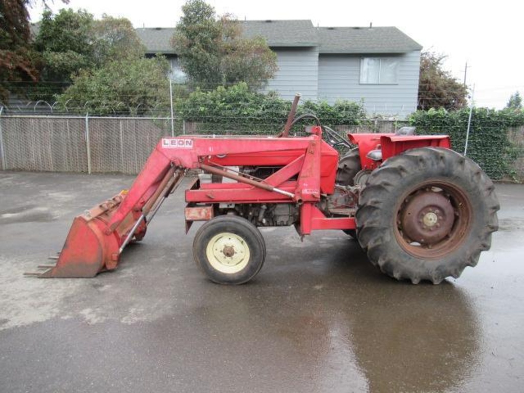 Massey Ferguson 165 Tractor W Frontloader Farm Equipment Machinery Tractors Online Auctions Proxibid