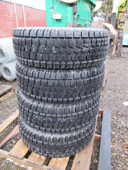 (4) AVALANCHE X-TREME 275/65R18 TIRES