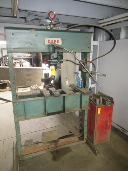 Dake 75H hydraulic press c/w asst. tooling