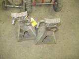Pair of Jack stands gray