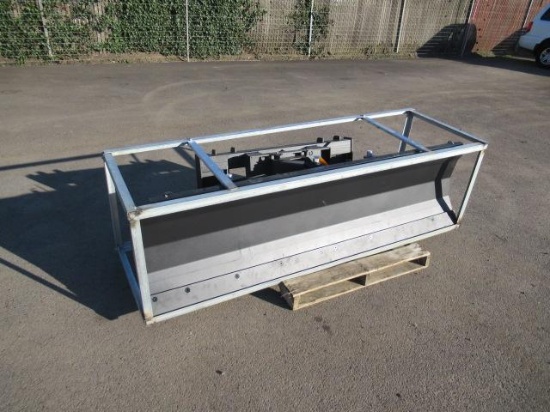 2020 GREATBEAR 86'' SKIDSTEER SNOWPLOW/DOZER BLADE ATTACHMENT (UNUSED IN CRATE)