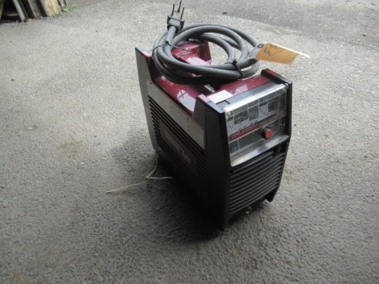 THERMAL ARC 185 ACDC ARCMASTER TIG WELDER, 220V, SINGLE PHASE, W/ TIG TORCH, FOOT PEDAL, GAS