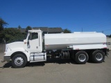 2003 INTERNATIONAL 9200I 3300 GALLON WATER TRUCK