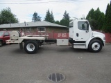 2005 FREIGHTLINER M2 BUSINESS CLASS CAB & CHASIS