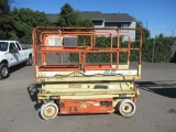 JLG 2033E SCISSOR LIFT