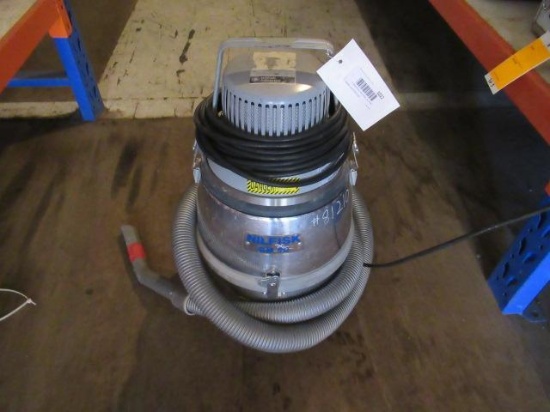 NILFISK HEPA VACUUM MDL#GM80