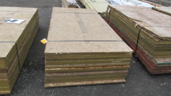 LOT OF 4' X 8' PLYWOOD