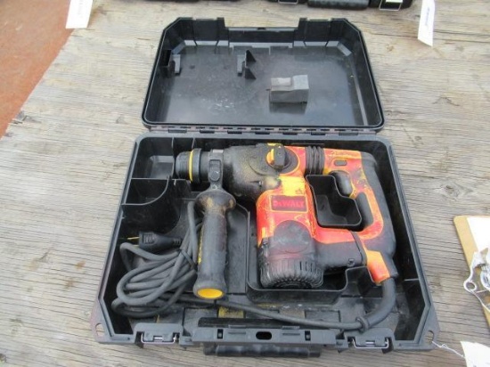 DEWALT D25313 HAMMER DRILL