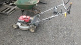 HONDA LAWN MOWER W/ HONDA HR214 GAS ENGINE