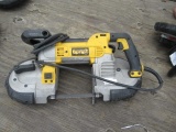 DEWALT DWM120 DEEP CUT VARIABLE BAND SAW