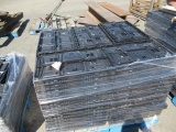 PALLET OF COLLAPSIBLE CRATES