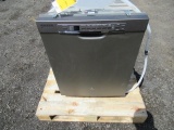 GE GDF630PMM0E5 DISHWASHER