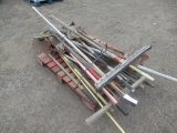 PALLET W/ ASSORTED SHOVELS, LANDSCAPE RAKE, PITCHFORK & FLOOR SQUEEGEES