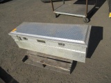 DEEZEE TRUCKBED TOOL BOX