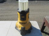 DEWALT DCL070 20V MAX CORDED/CORDLESS BLUE TOOTH LED AREA LIGHT