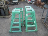 (4) 4' PIPE STANDS